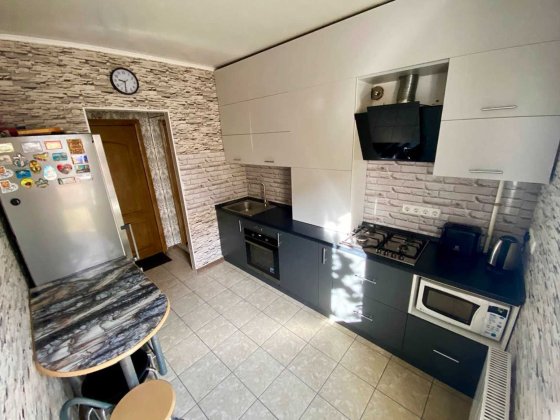 1 кімнатна квартира з двориком Святопетрівське Петрівське містечко Святопетровское