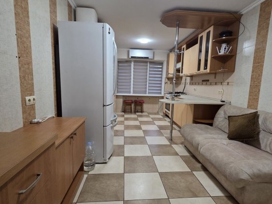 Оренда 1-кімнатної квартири на вул. Г. Кирила Розумовського, 62/28 Гатне