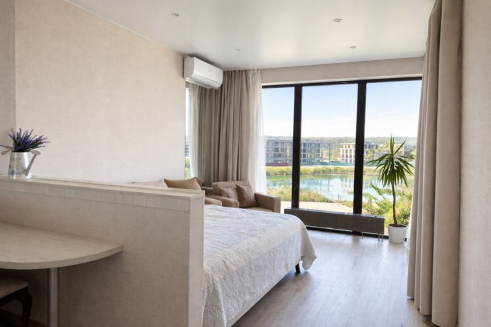 Оренда квартиры  Park Lake City,  укриття, 3 к, Підгірці, вид на озеро - фото 1