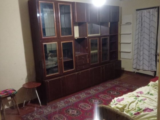 Сдам 1-а кiмнатну кв. без ремонта Новое