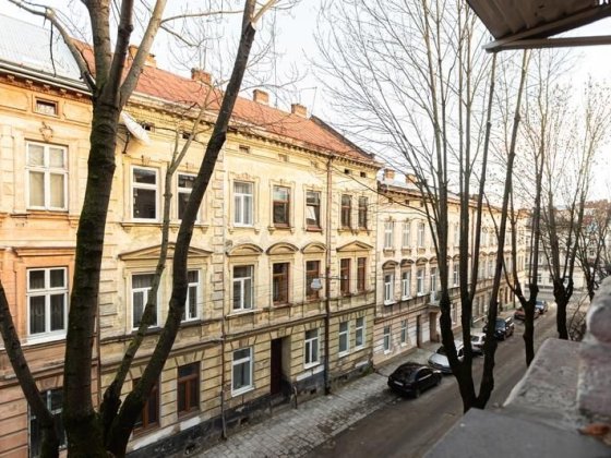 Продаж 2к квартири в Залізничному районі по вулиці Одеська Львів