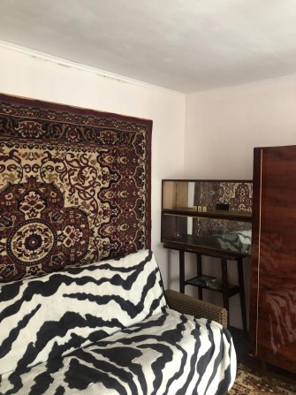 Продам 2-ком квартиру на земле 38 КВ с полисадником - фото 1