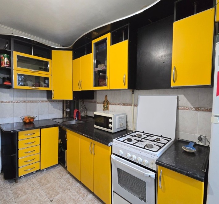 Продаєтся 2х.к Площа перемоги - фото 1