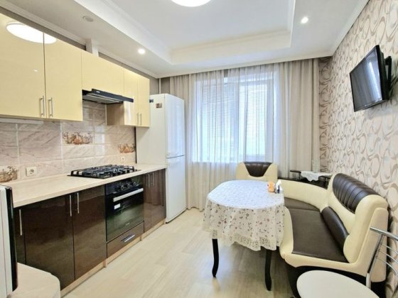 Продаж 4-кімн кв по вул Дорошенка з ремонтом Запорожье