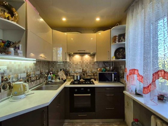 *ПРОДАЖ 3х кімн. кв-ри в Дніпровському р-ні, по вул. Днепровське шоссе Запорожье