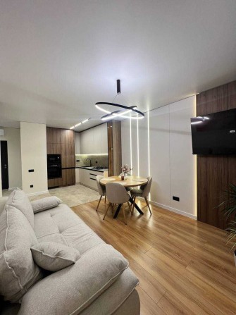 Продаж 1-кімнатної квартири по вулиці Навроцького - фото 1