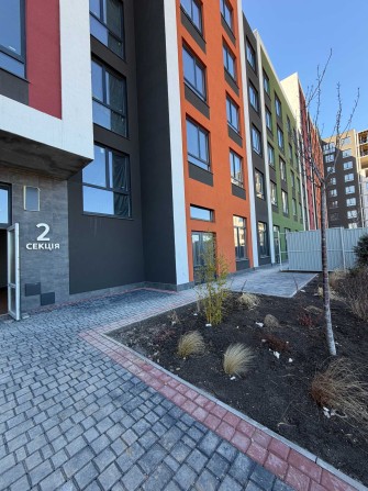 Рассрочка на 40 месяцев на 2-х ком квартиру в малоэтажном доме. - фото 1