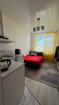 Продам квартиру студію з ремонтом в новому будинку на Слобідці - фото 1