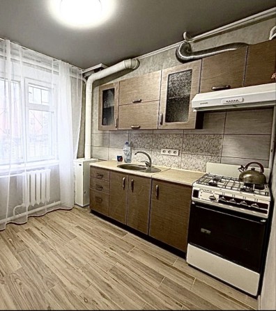 Продаю 2 х комнатную .кв .с Автономным Отоплением и Закрытым Двором‼️ - фото 1