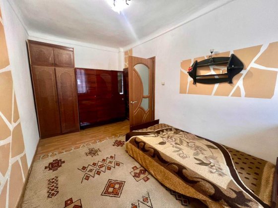 Продаж 3 кімнатної квартири особнякового типу вул. Бодянського Львов