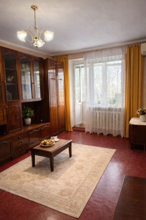 Без % Продам 1-к , вул.Космонавтів буд.98 - фото 1