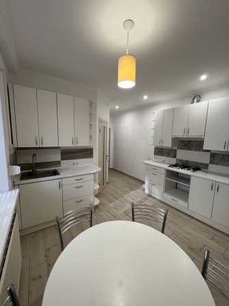 Продаж 2к вул Шота Руставелі 72000$ - фото 1