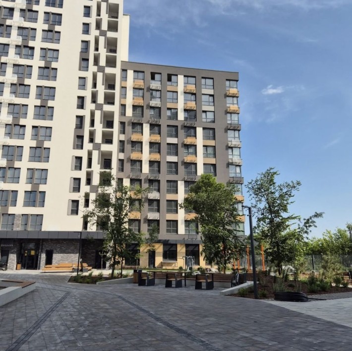 Єрселя. Продам трикімнатну квартиру в новобудові ЖК А+Я - фото 1