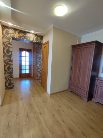 Продам 3х комнатную квартиру ТЦ Магеллан - фото 1