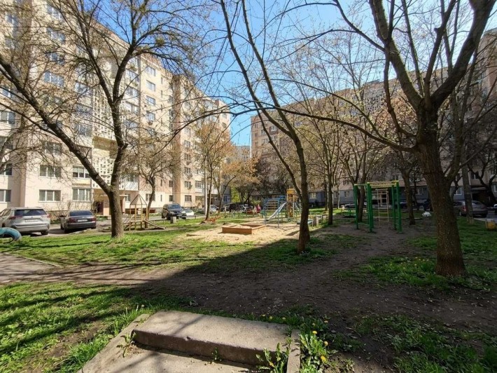 3-комнатная на Таирова, низкий этаж, газ, хороший дом и локация - фото 1