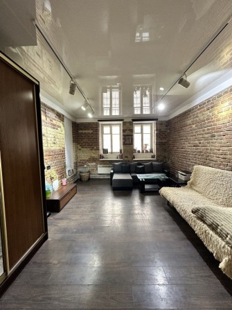 Продаж 1-кімнатна квартира 28 м² з ремонтом  вул. Єфремова - фото 1