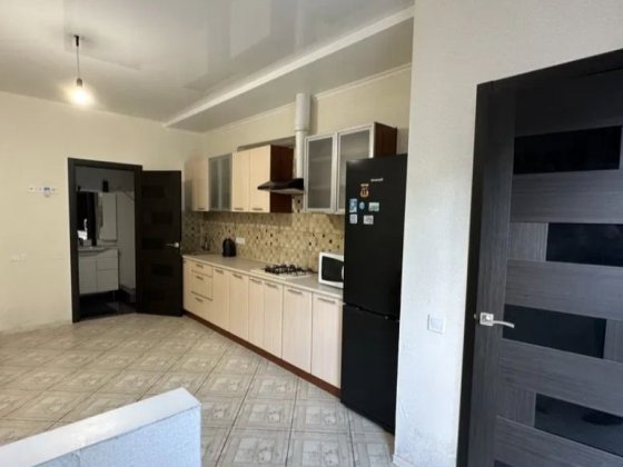 Просторный коттедж с ремонтом , 50 м, ул М. Аркаса Одеса