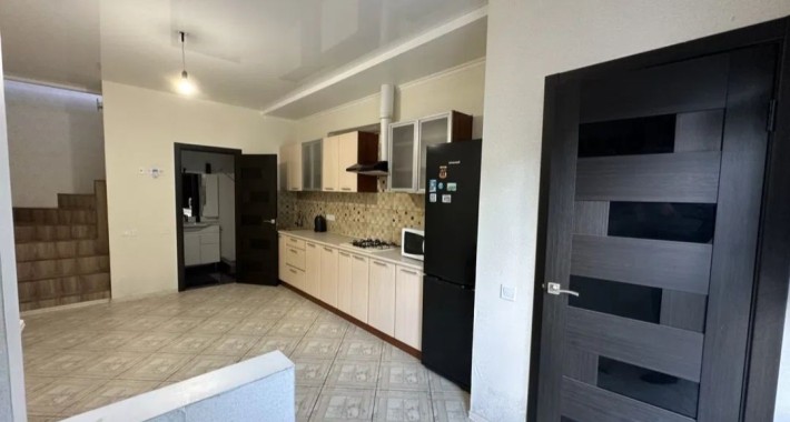 Просторный коттедж с ремонтом , 50 м, ул М. Аркаса - фото 1