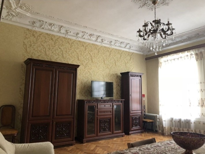 Продам 4-х комнатную , 146м2 , район парка Шевченко - фото 1