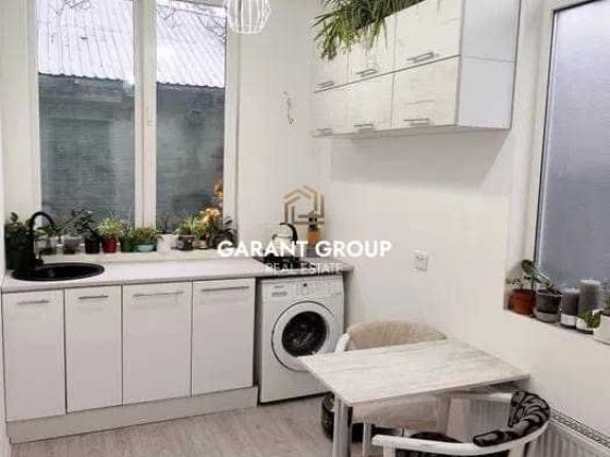 Квартира на землі з власним двориком / район Цукрового селища