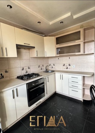 2-км. квартира р-н  Шкільний газове опалення 7/9 поверх - фото 1