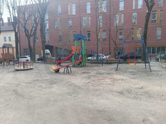 Продаж 1 кім. квартири в центрі  під ремонт. 29000 $ Львів