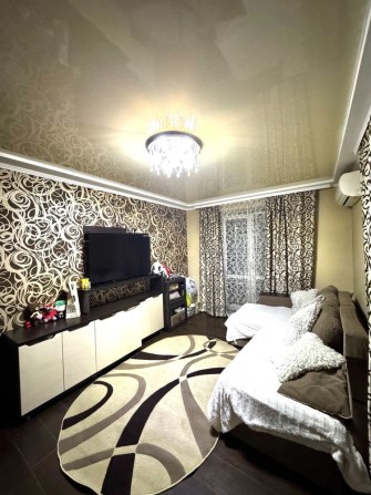 Продается 3 ком кв в Днепровском р-не по ул Счатливая - фото 1