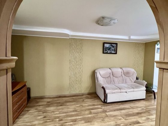 Продам 1- комн. кв.  р-н 40 школы , проспект инженера Преображенского Запоріжжя