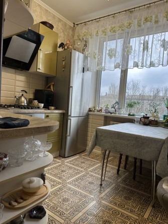 Продажа 3-х комнатной квартиры - фото 1