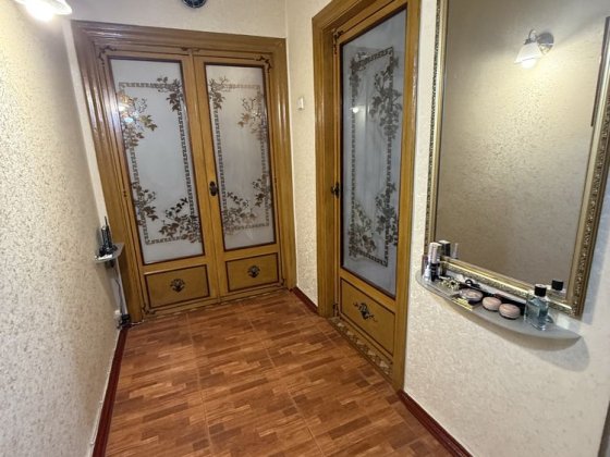 3 кім квартира , просп. Центральний- 3 Слобідська, 5 поверх, цегла Николаев