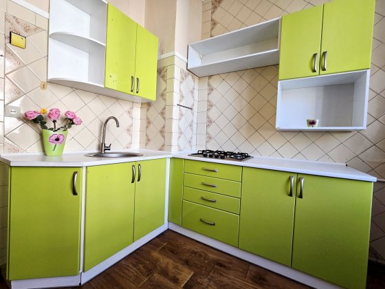 Сталинка 2-х комн, Центр , Научная, Госпром, Бакулина  14. Харьков