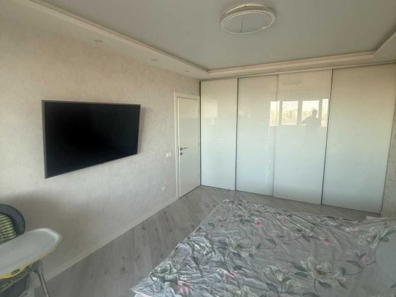 Продається 3 кім. кв . Укомплектована повністью.Поруч парк Шевченко.DD Харьков