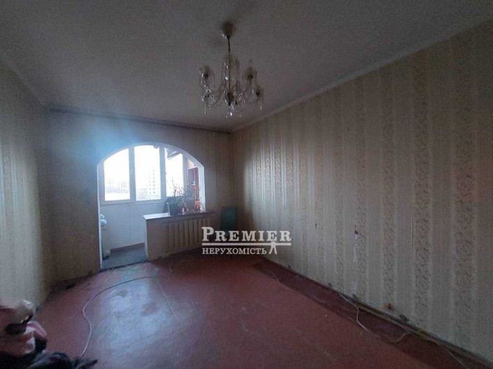 Продам 1-но кімнатну квартиру на Дніпродорозі! 10 хвилин до моря! - фото 1