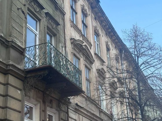 Продаж 2 кім. квартири, ближній центр - 72.000$ Львов