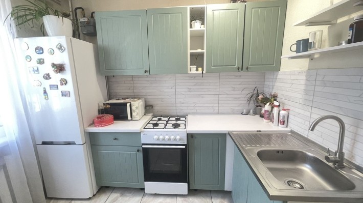 Предлагается 1 ком квартира на Махачкалинская - фото 1