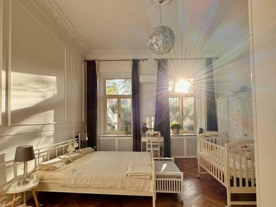 Продам 4-ком. бельгийку с капитальным ремонтом на Заславского(295-282)