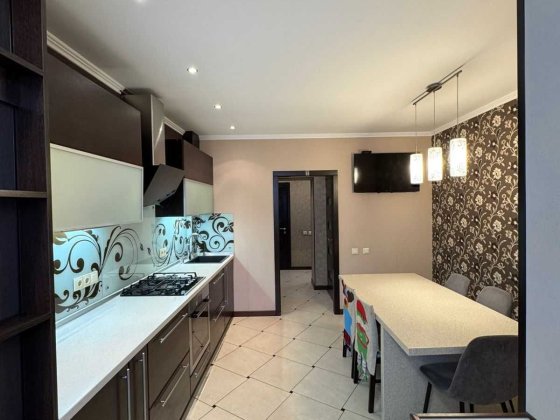 2-х комнатная квартира на Черемушках в кирпичном доме с газом Одеса