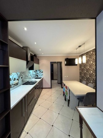 2-х комнатная квартира на Черемушках в кирпичном доме с газом - фото 1