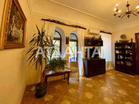 Трехуровневая квартира с АГВ в историческом, культурном центре Одессы Одесса