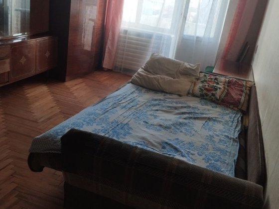 Продам 2ком.квартиру по,,юбилейный 13000у.е Запорожье