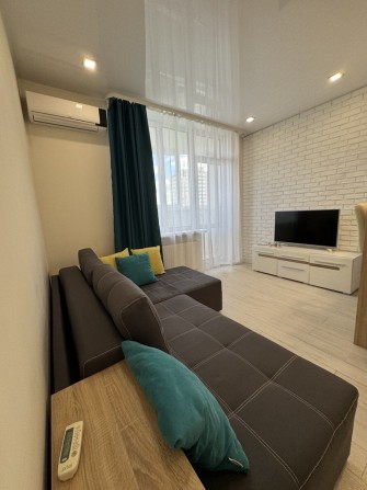 Продам 1к квартиру ЖК Озерний, вул Обухівська 137 Метро Академмістечко - фото 1