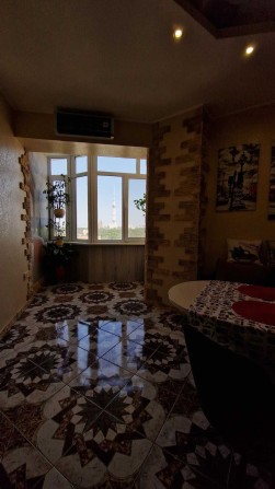 Продаж просторої 2-кімнатної квартири - фото 1