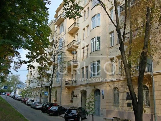 Продаж квартири 261.8 м.кв. Костьольна. Історичний центр міста. Киев