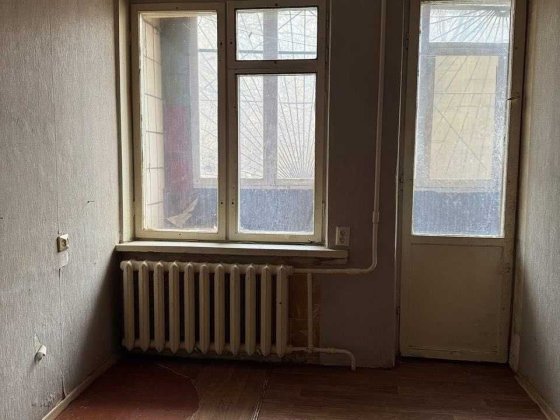 ПРОДАЖ 2-кімнатної квартири ПОДІЛ, вул. Нижньоюрківська 13 Київ