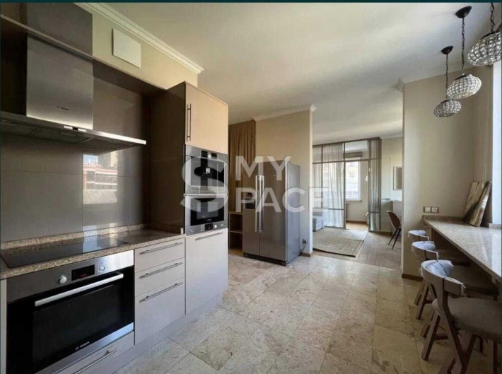 ТОП Дизайнерський ремонт, вул. Дмитрівська 82, Центр - фото 1