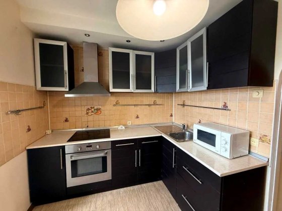 Продам 2-к Лобановського просп. (Червонозоряний пр), 12  Соломянський