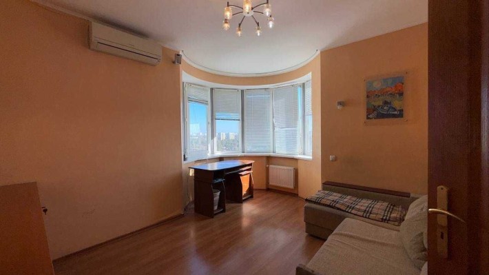 Продаж 2-к квартири в ЖК Верховинна, 37. Від метро - 7 хвилин. - фото 1