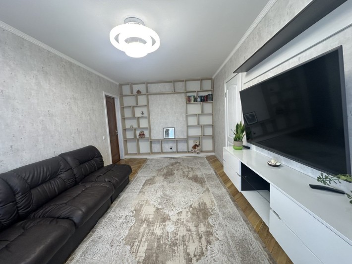 Продаж 3-кімнатної квартири по вулиці Івана Дзюби 12 - фото 1