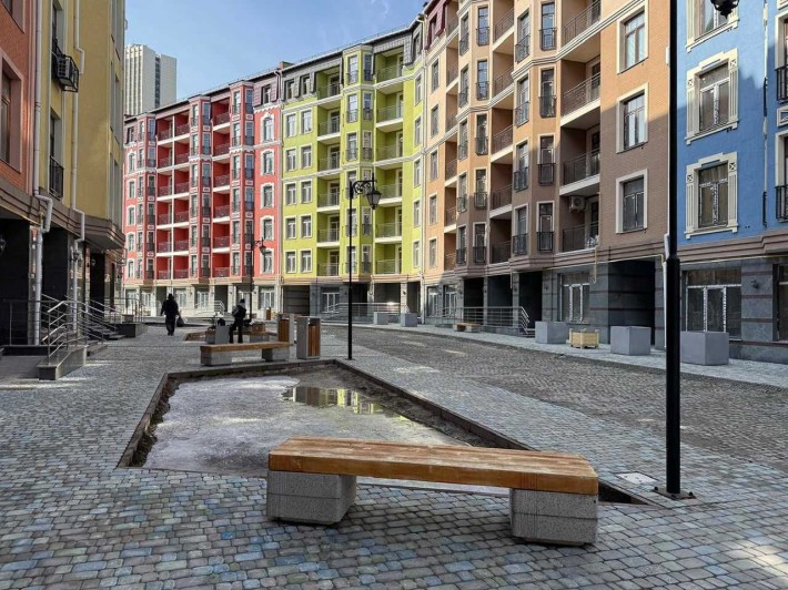 Велика 3-кімнатна квартира 112 м2 у центрі Подолу в ЖК “Поділ Град” - фото 1