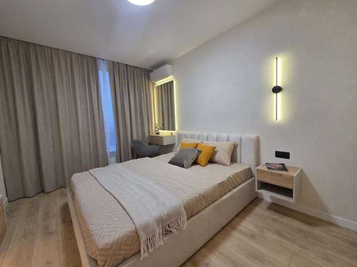 ТОП 1 к квартира Варшавский Варшавський 3 Олеся Змієнка Буд 10.4 Без% - фото 1